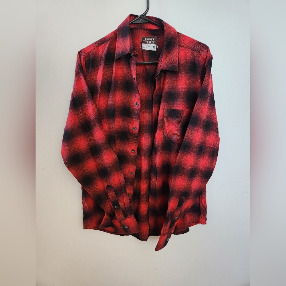 Red and Black Plaid Button Down Shirt Men's Medium